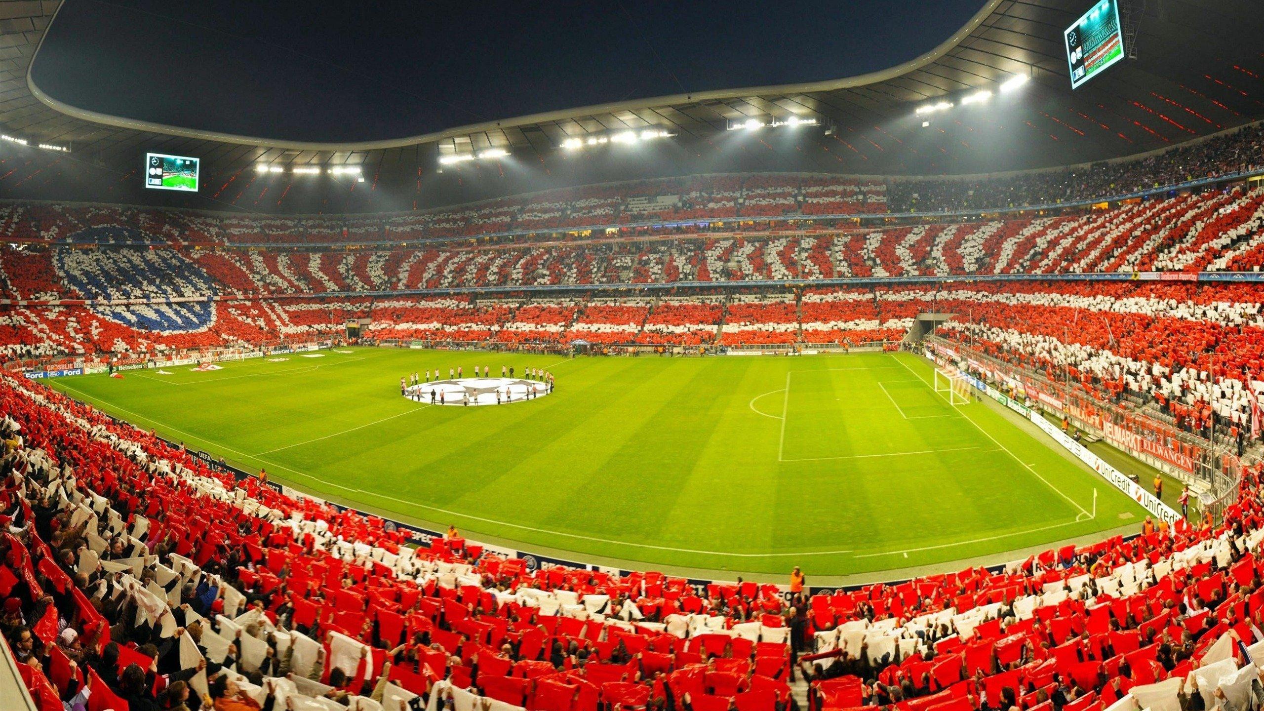 意杯荣耀终归红蓝！恩多耶一锤定音，博洛尼亚力克AC米兰历史性夺冠